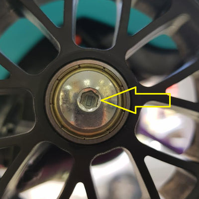 How to Change Mini/Maxi Deluxe Front Wheel