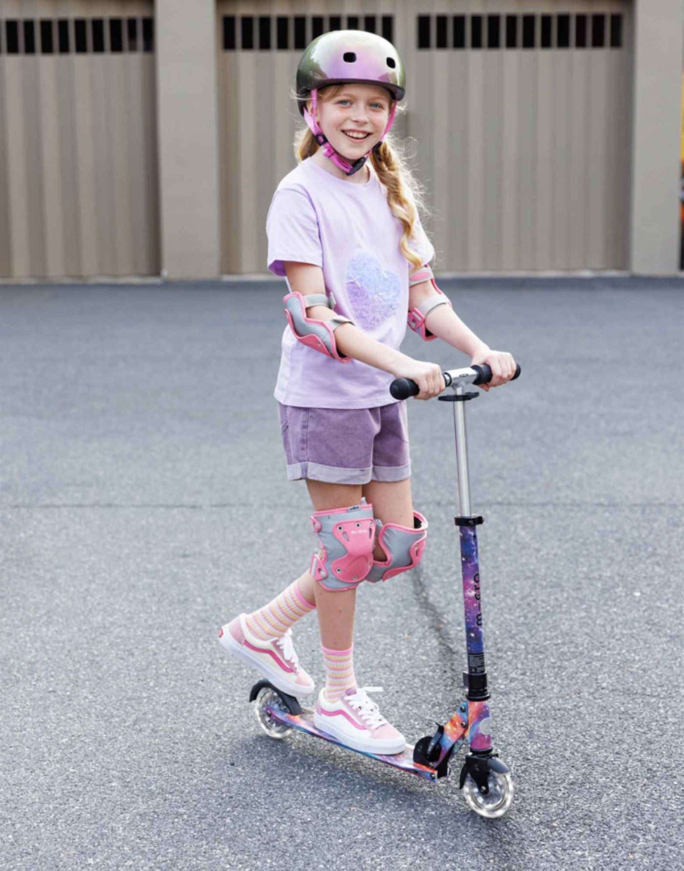 Micro Sprite Light Up Art Collection Scooter