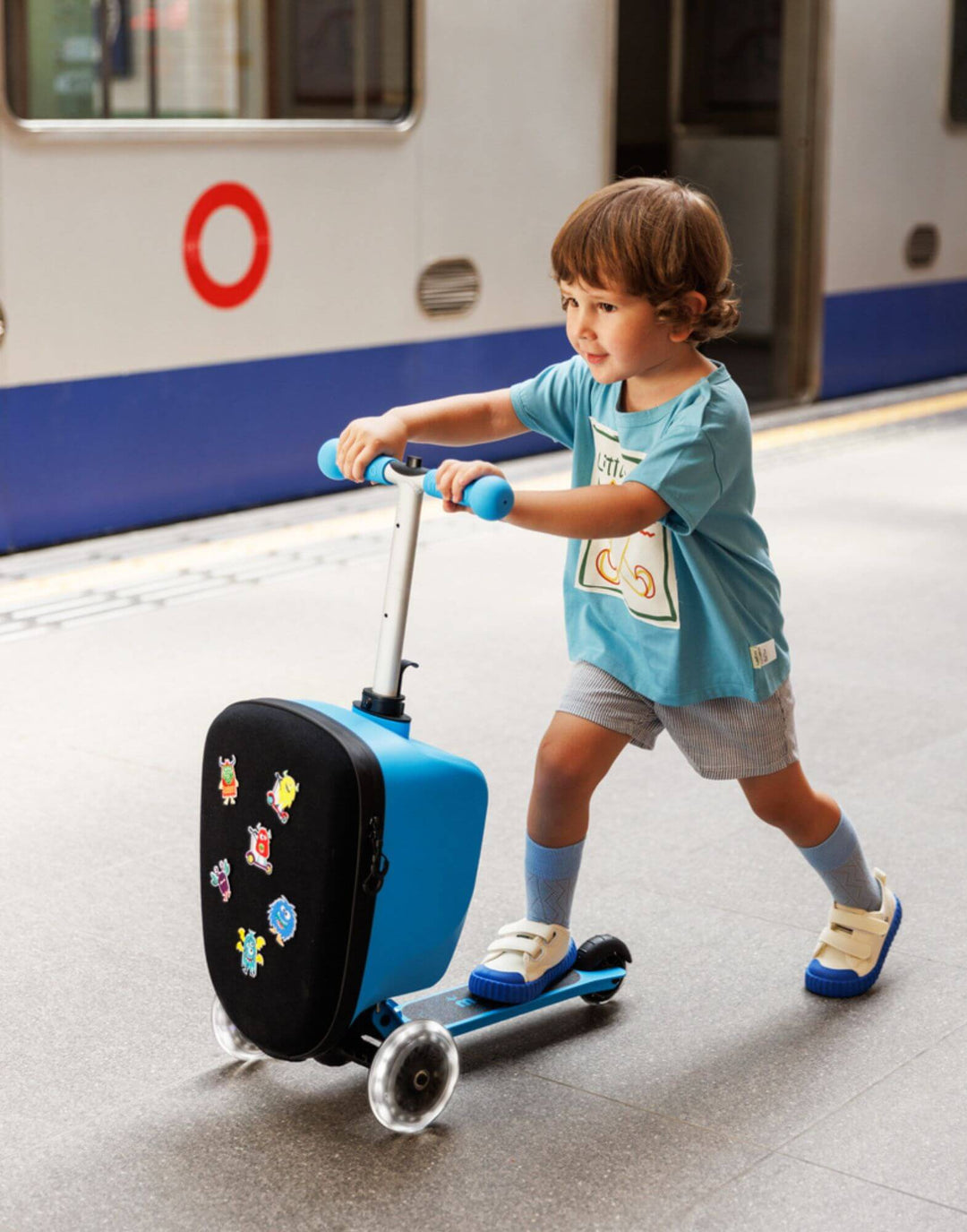 Micro Junior Patch Play Luggage Scooter – Micro Scooters Australia